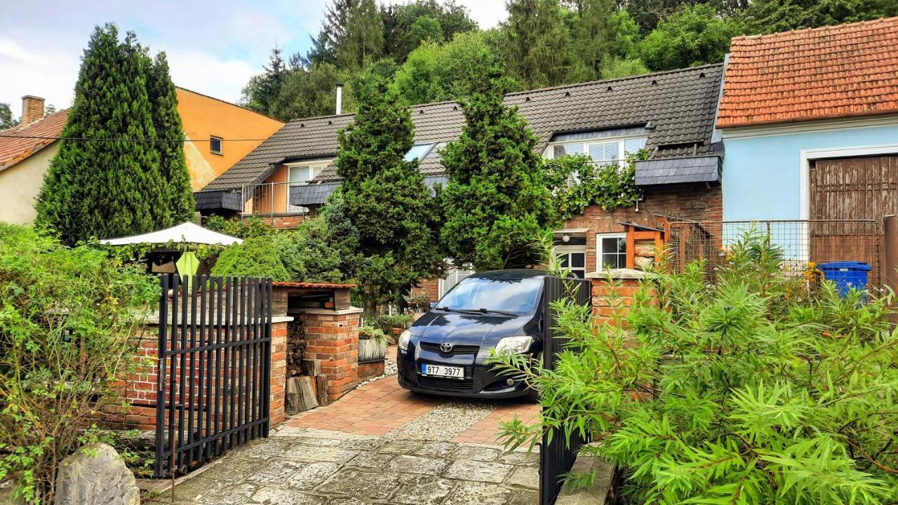 Apartma Za Kopcem Boskovice Zewnętrze zdjęcie